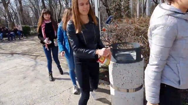 Саша и Витя спасают диких детей