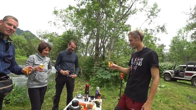 Вкуснейший голец и икра-пятиминутка смотреть онлайн