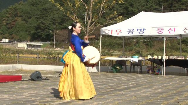 밀양여행 명소 위양지 смотреть онлайн