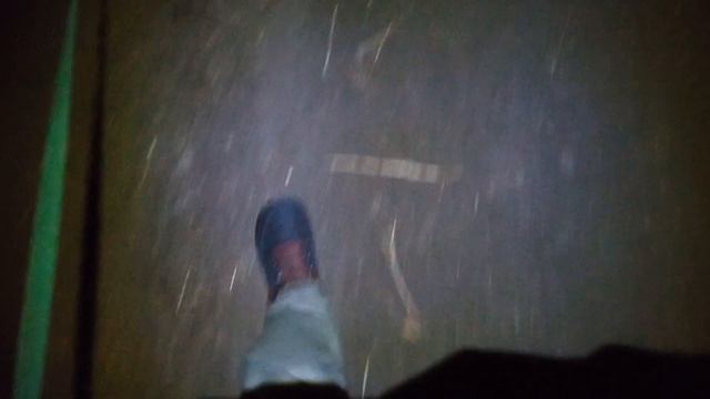 Непромокаемые ботинки от DECATHLON SH 100 WARM и сапоги SH 100 X-WARM смотреть онлайн