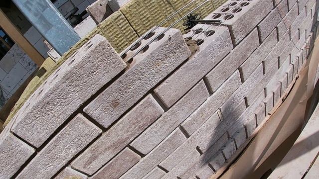 УПЛОТНЕНИЕ КЛАДОЧНЫХ ШВОВ, РАСШИВКА бригада из ДОНБАССА 8(495)532-92-85 #расшивкакирпича #облицовка смотреть онлайн