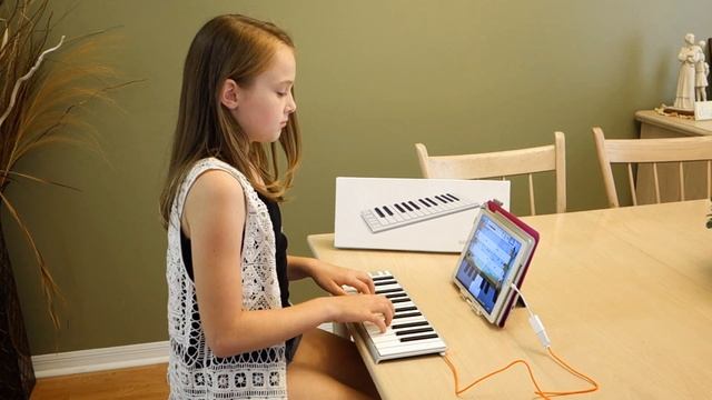 CME Xkey & iPd app Piano Maestro - the best combination of learning music --003 смотреть онлайн