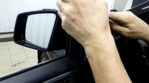 Как снять обшивку на Mercedes  GLE400 (дверную карту)