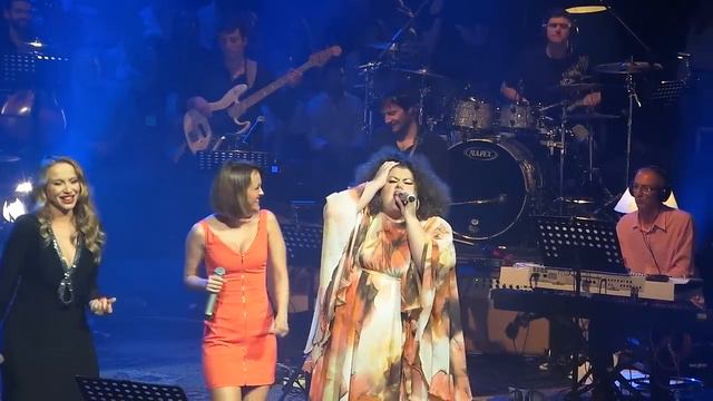 Đelozija-Ivana Husar,Ivana Kindl i Bojana Stamenov смотреть онлайн
