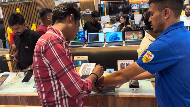 Realme 11 Pro - Unboxing || Vijay Sales - Maninagar Ahmedabad Gujarat India