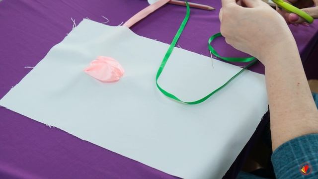 ШЧ_ Земзюлина_ Вышивка тюльпанов.mp4 смотреть онлайн
