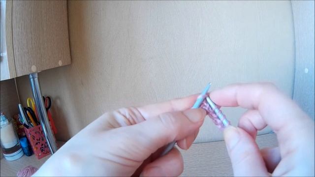 Спицы для начинающих. Лицевая гладь. Лицевые и изнаночные петель за переднюю и заднюю стенку. смотреть онлайн