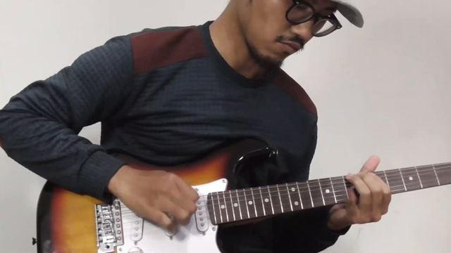 (NUX MG 300 Pedal Demo/Test with Mini Guitar) Pentatonic Trap смотреть онлайн