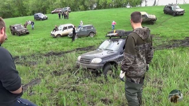 Грязевой спринт на Дне Рождения Союза Джиперов Самары. Нивы, УАЗ Патриот.