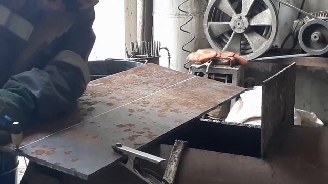 Кроим печь в баню плазморезом. смотреть онлайн