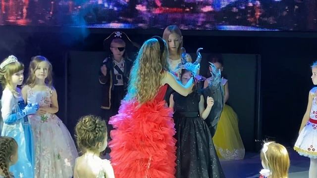 "Принц и Принцессы Диснея - 2019", посвящение (3) смотреть онлайн