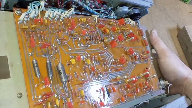 Измеритель расстояния до места повреждения кабеля Щ4120. смотреть онлайн