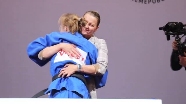 30 октября — День тренера. Поздравляем всех спортивных наставников в профессиональным праздником! смотреть онлайн