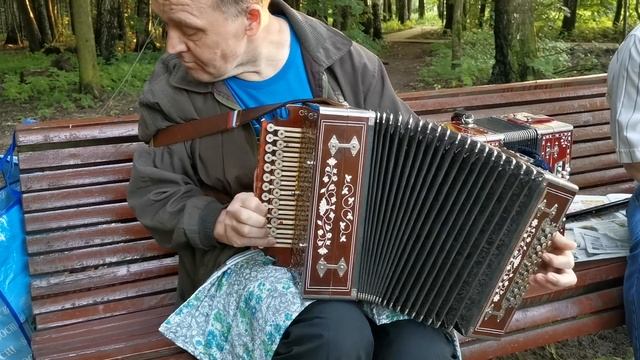 Измайловский пятачок, Гармонь Нижегородская в Си смотреть онлайн