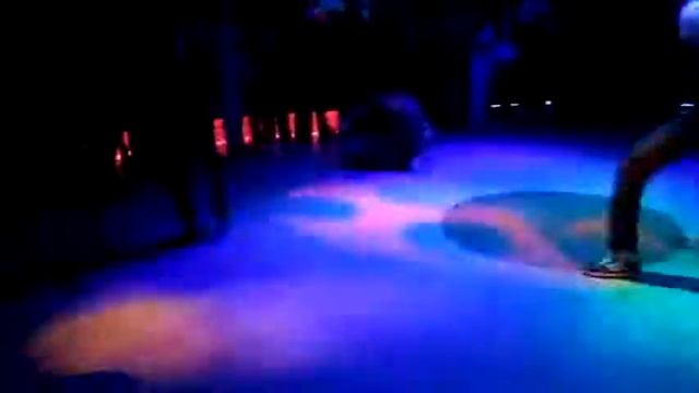 Выступление на дубровке,,Free Movements - Dance Crew" смотреть онлайн