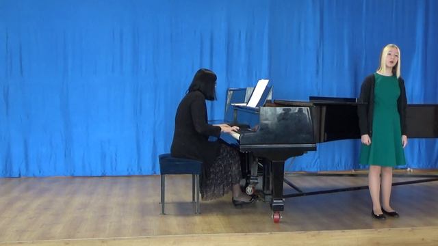 Ной Софья, Музыка А. Пахмутовой, слова М. Матусовского "Старый клён" смотреть онлайн