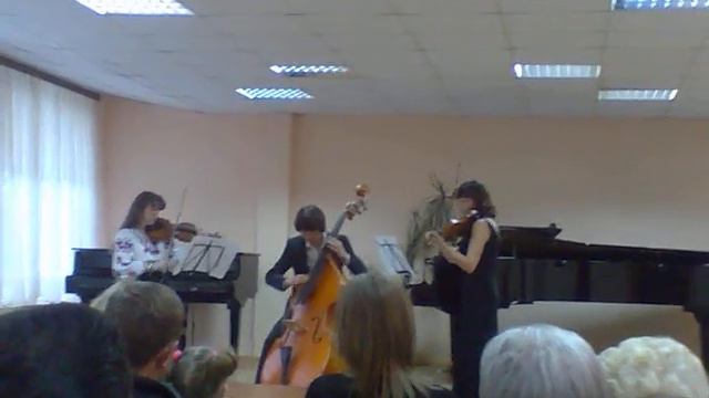 Трио -2 скрипки и контробас смотреть онлайн