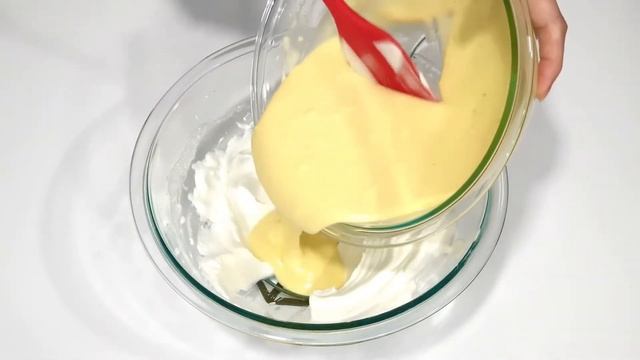 Mandarin Orange Chiffon Cake смотреть онлайн