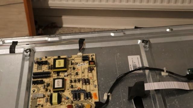 Telefunken TV teardown + Speaker смотреть онлайн