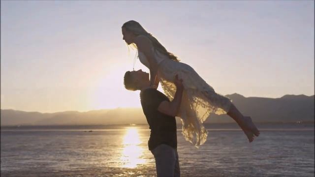 МУЗЫКА ДЛЯ ДУШИ - КАПЛИ БРЫЗГ РИСУЮТ РАДУГУ НАД НАМИ - АРСЕНИЙ ЯКШИЯНЦ смотреть онлайн