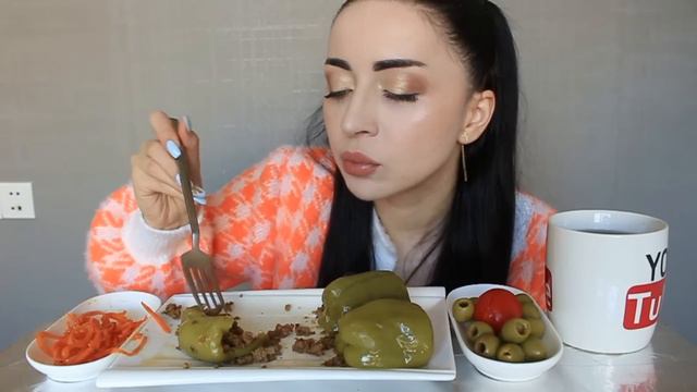 МНЕ ДАЛИ ГАЛОЧКУ 🤘🏻☑️ Mukbang Ayka Emilly 🌸 смотреть онлайн