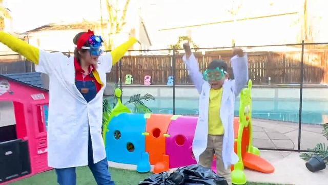 Wendy and Eric Pretend Play with Aliens and Ice Cream – Funny Stories for Children смотреть онлайн