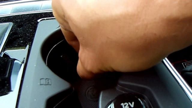 Get an Audi Rs 6 Into Neutral - also how to tow it. смотреть онлайн