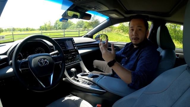 Here's Why The 2020 Toyota Avalon Hybrid XSE Is Such A Great Deal смотреть онлайн