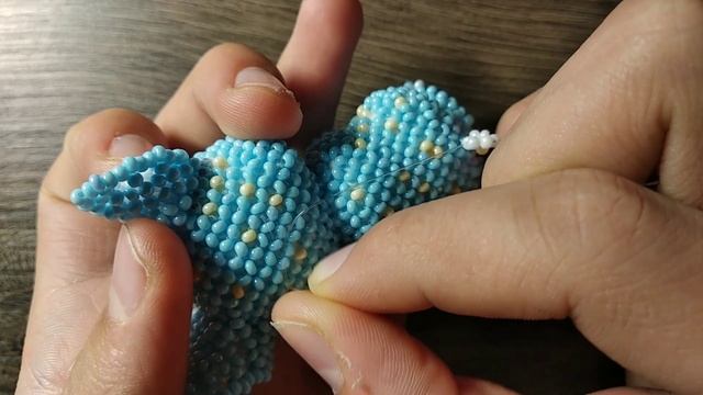 Цветочки. Цветочная лисичка из бисера. Амигуруми. Мастер класс. смотреть онлайн