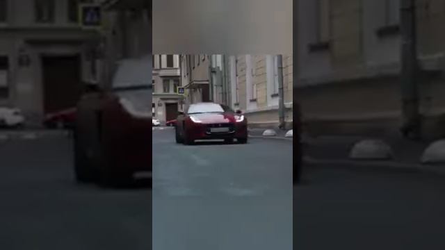Ангел-хранитель есть у всех людей Вот мой друг