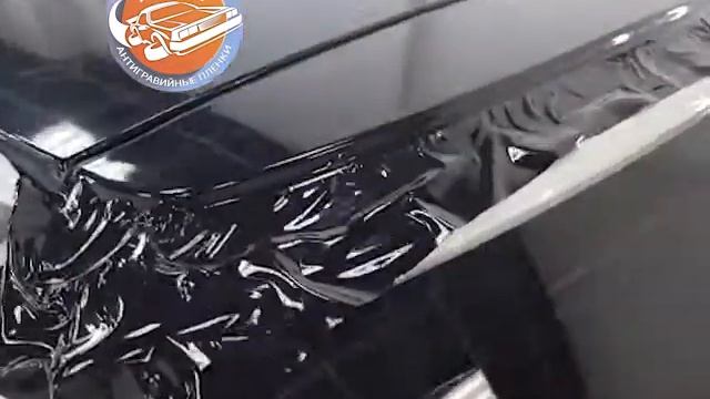 Kia Rio. Крыша черным глянцем.Поенка Oracal. смотреть онлайн