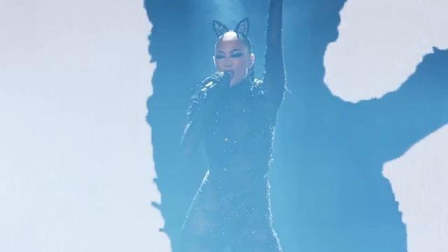 Nicole Scherzinger performs "Holding Out for a Hero" | The Masked Singer 9 (HD) смотреть онлайн