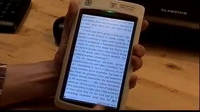 Smart Q7 as E-Reader смотреть онлайн