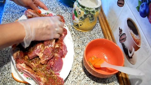 МАРИНОВКА ШАШЛЫКА ИЗ БАРАНИНЫ, ШАШЛЫК НА УГЛЯХ | Irina Belaja смотреть онлайн