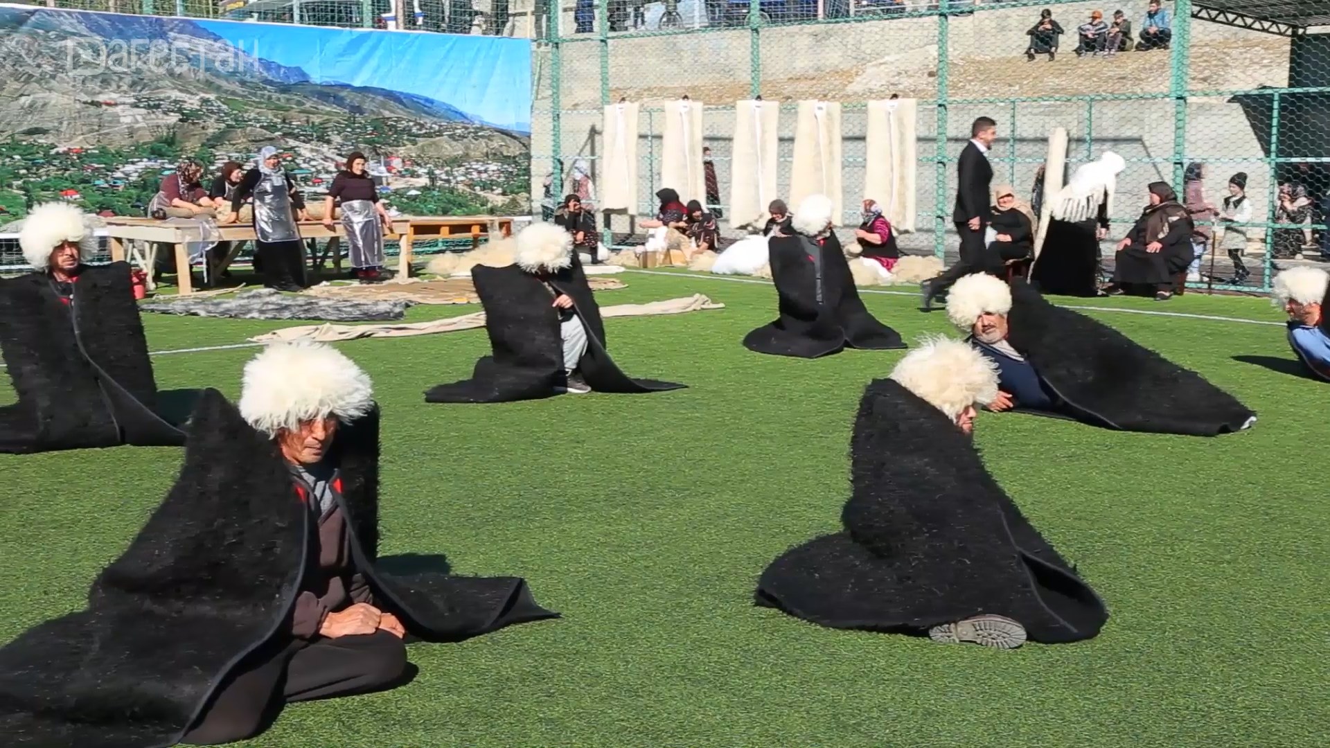 «Г1аданги, г1амалги, заманги». Фестиваль «Бурка - достояние рахатинцев»