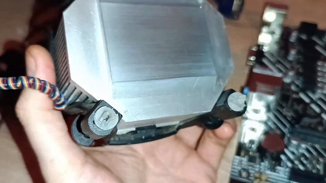 "ИГРОВОЙ" ПК на "ПЕРСПЕКТИВУ". Пробуем МОЩНУЮ ВСТРОЙКУ Core i5 смотреть онлайн