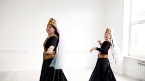 Бухарский этюд на отчётном уроке в школе узбекского танца в Москве. Uzbek dance.