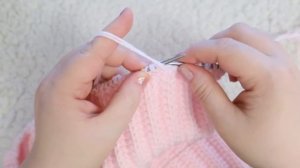 Красивая шапка спицами с отворотом. Узор всего 1 ряд. Мастер класс для начинающих