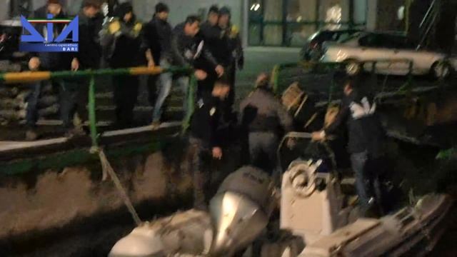 Bari, droga dall'Albania all'Italia: 43 arresti смотреть онлайн