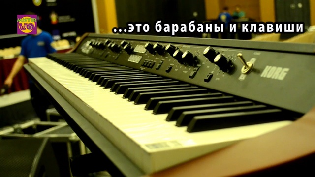 Светящиеся шахматные фигуры коней: (495) 969-56-29, аренда подиумов