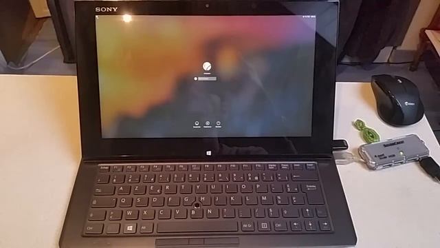Yosemite OSX Sony Vaio Duo 11 - Hackintosh OSX 10.10.1 смотреть онлайн
