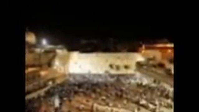 Евреи встречают Новый год. Jews celebrate the New Year смотреть онлайн