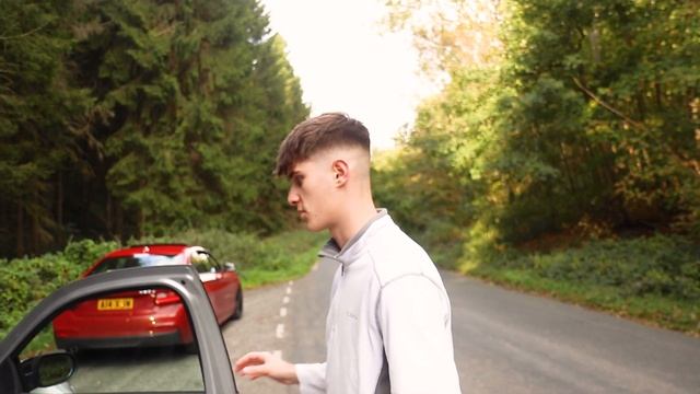 Renault Clio RS 200 (MK3) Cup Pack Walk Around + Drive смотреть онлайн