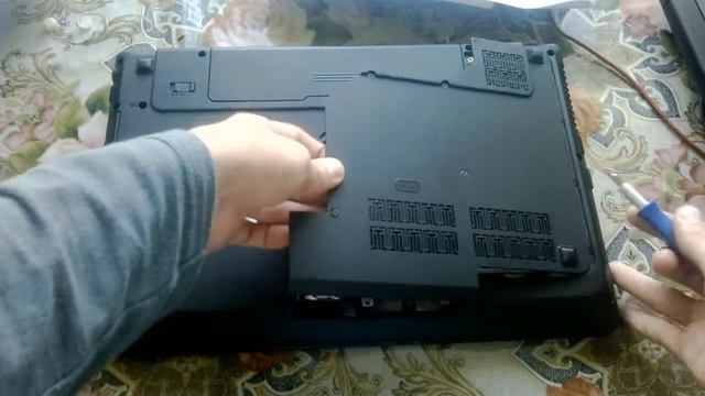 Замена оперативной памяти в ноутбуке (lenovo B575) смотреть онлайн