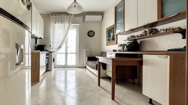 Vivere comodamente a Rione Paradiso, Molfetta! смотреть онлайн