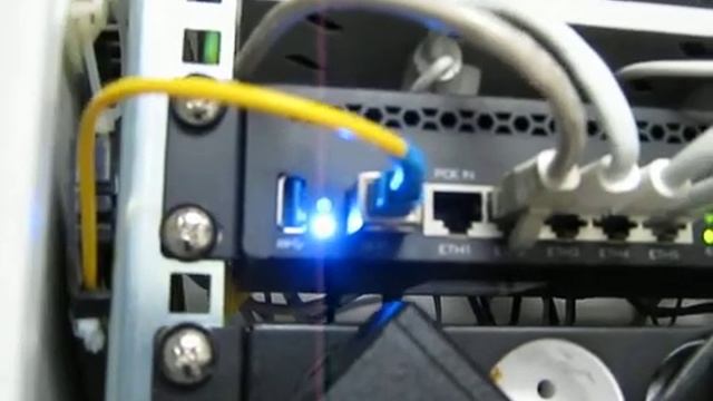 Роутер MikroTik RB3011UiAS-RM смотреть онлайн