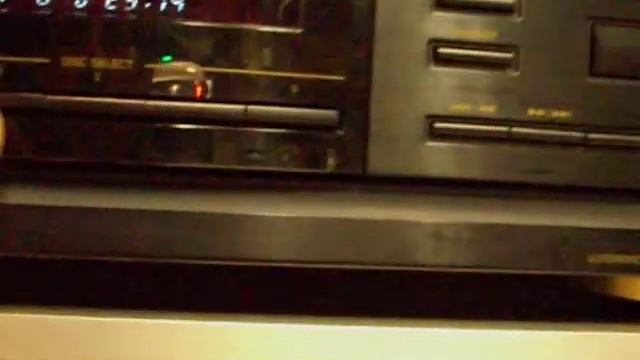 FISHER 5 DISC CD PLAYER смотреть онлайн