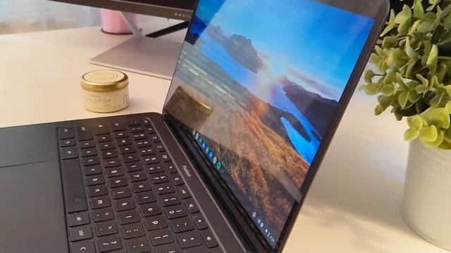Googe Pixelbook Go - 1 Year Review смотреть онлайн