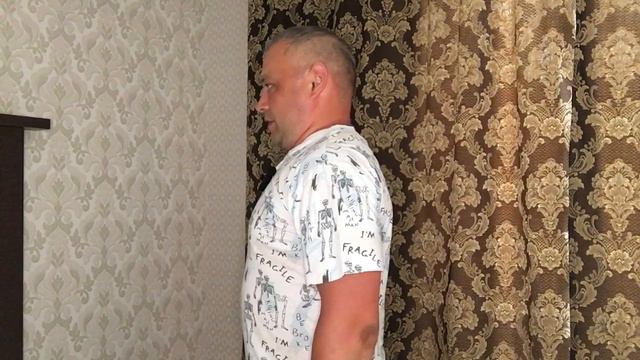 ВЫДВИГАЕМ И ЗАДВИГАЕМ «ЯЩИК» В ТЕЧЕНИЕ 2 МИНУТ ЧТОБЫ УЛУЧШИТЬ ОСАНКУ И УБРАТЬ СУТУЛОСТЬ смотреть онлайн