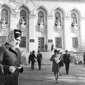 Ҳанифа Мавлонова - Ватан